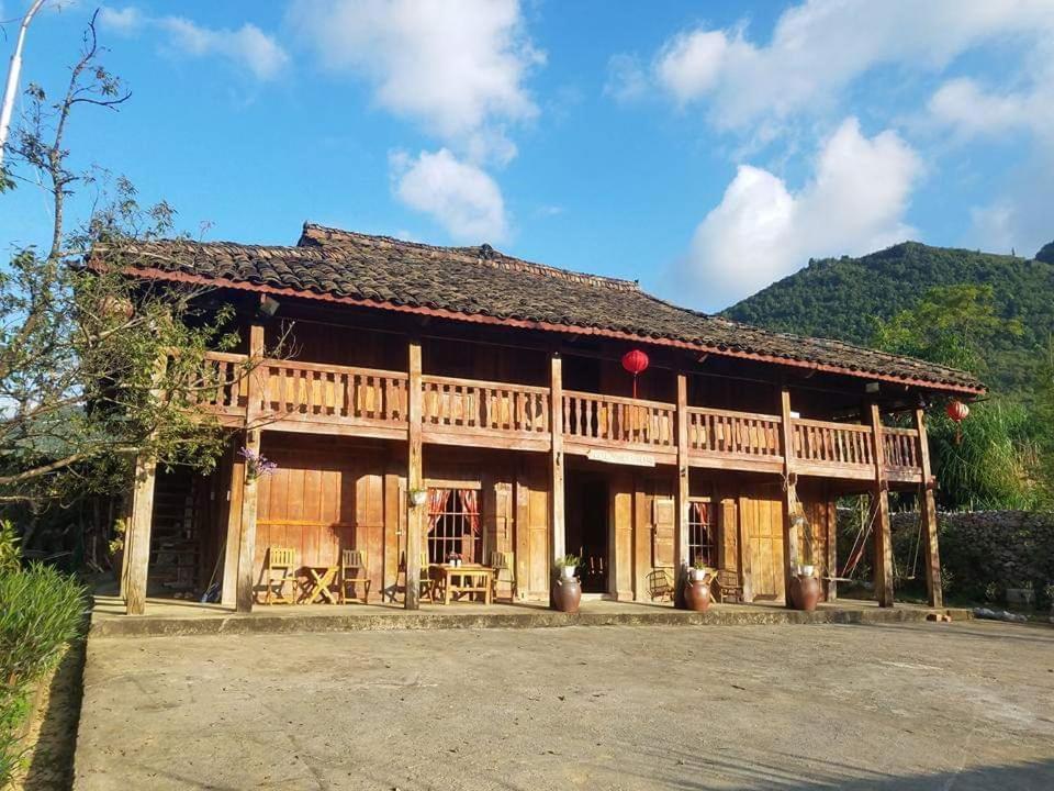 Lo Lo Homestay & Cafe Meo Vac エクステリア 写真