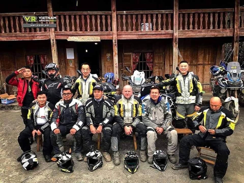 Lo Lo Homestay & Cafe Meo Vac エクステリア 写真