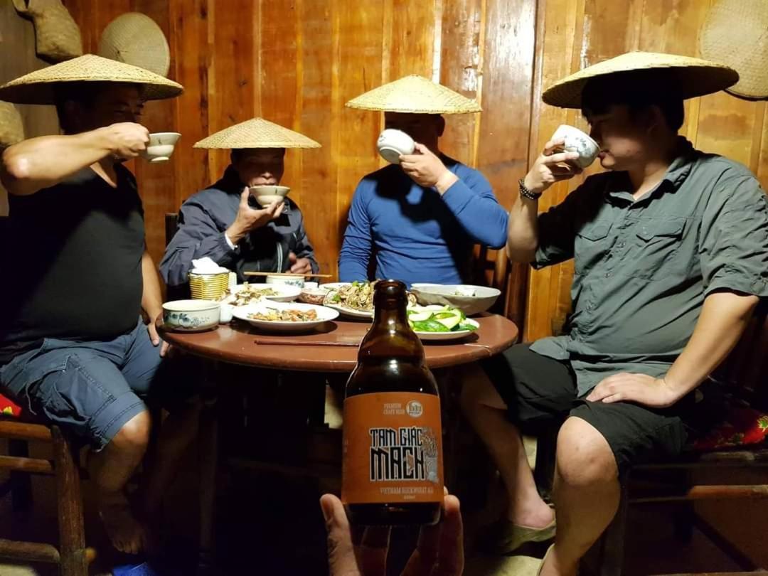 Lo Lo Homestay & Cafe Meo Vac エクステリア 写真