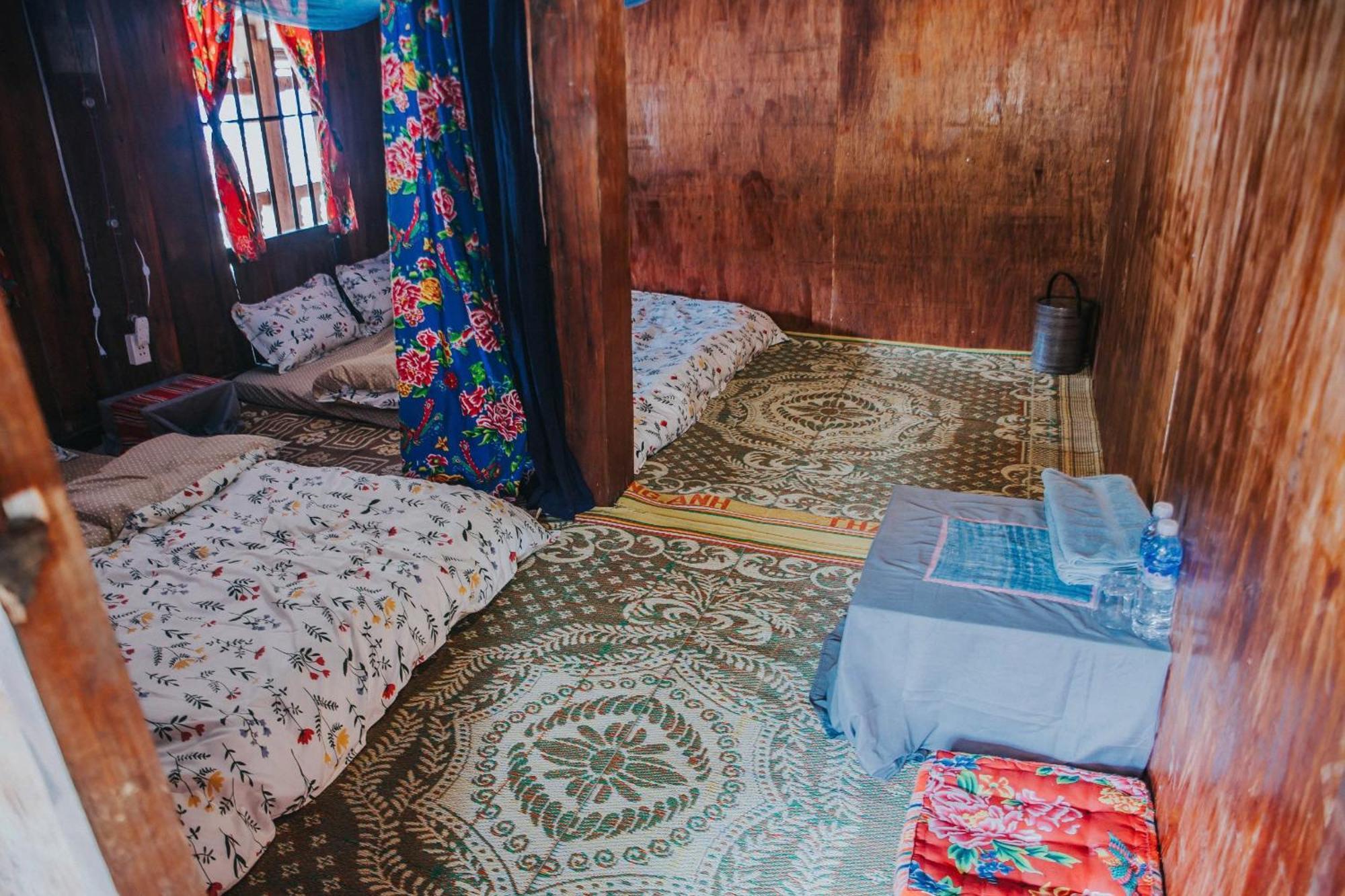Lo Lo Homestay & Cafe Meo Vac エクステリア 写真